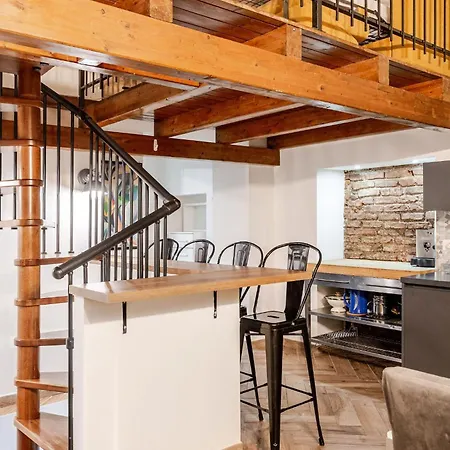 Esclusivo Loft Milanese מילאנו